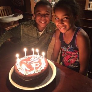 Meet your Posher, Rayme